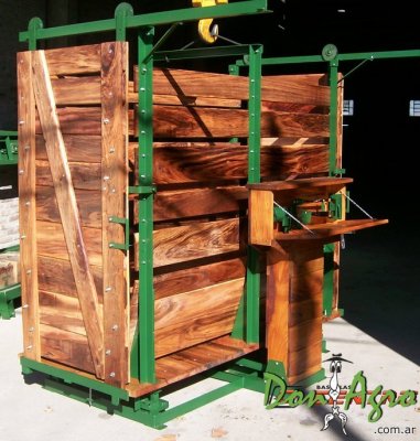 Fotografia de Báscula Terneros Balanza Centro 800 kg Báscula Terneros Balanza Centro 800 kg