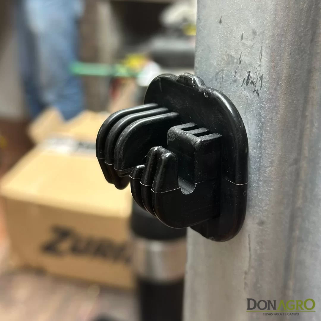Aislador para Poste Z Tec Metal