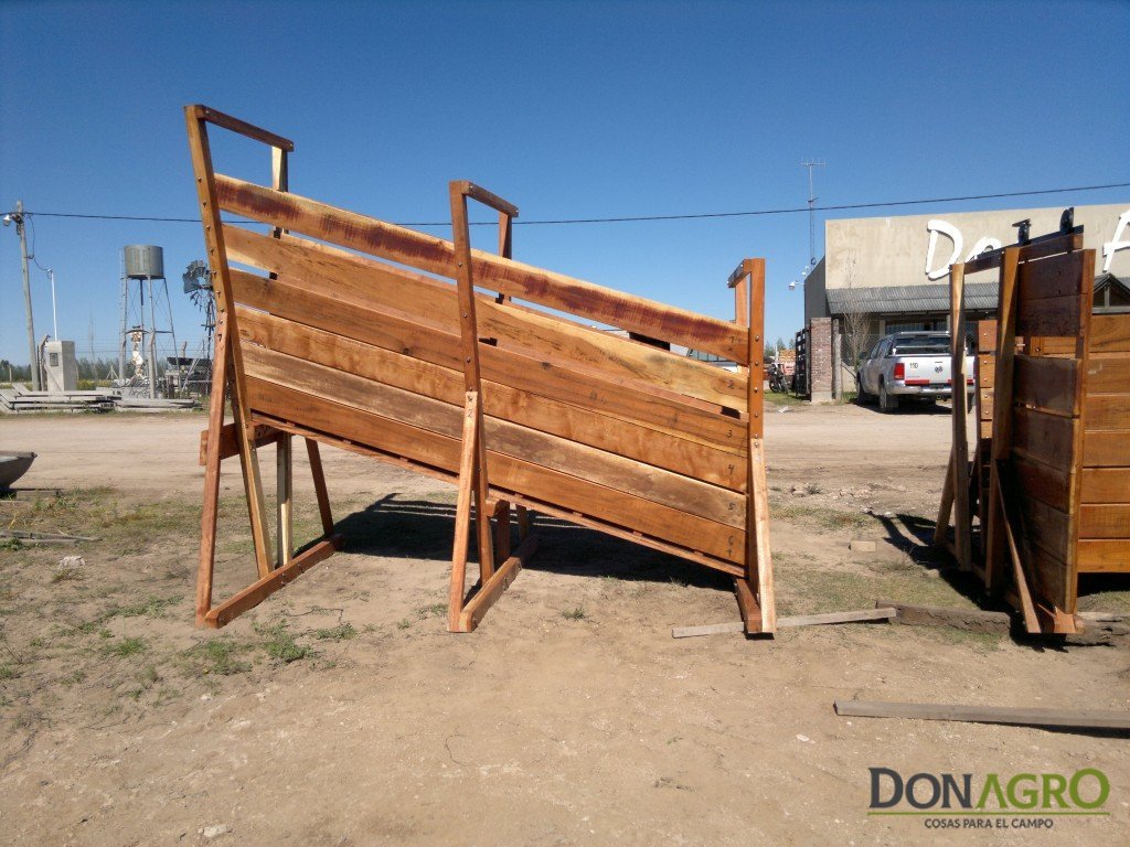 Cargador Fijo3 mts de Madera Dura Reforzado