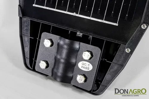 Luminaria Solar Integrada 100 watts SOLARLINE